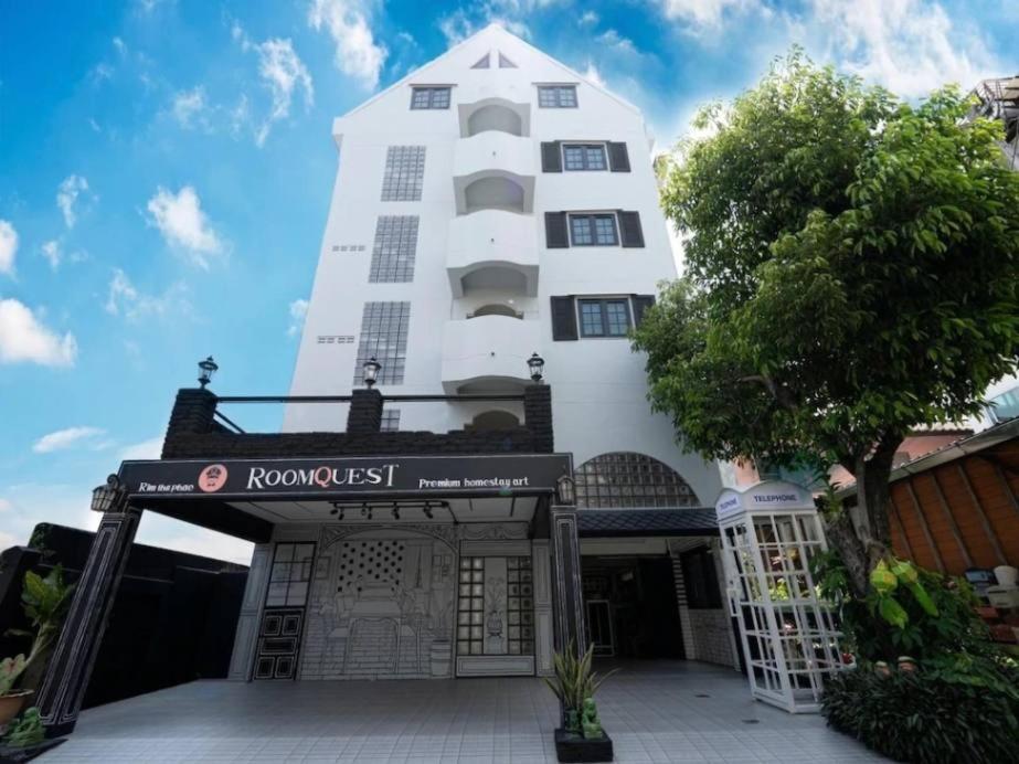 Roomquest Chiang Mai Tha Phae Екстер'єр фото